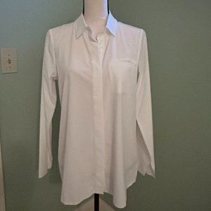Athleta high/low stretch buttondown blouse NWOT